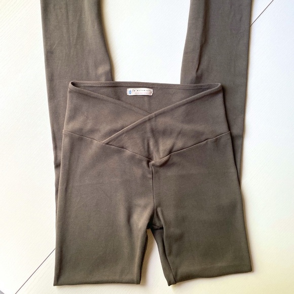 Free People Movement Crossover Wrap Waist Leggings Khaki Green Size Small - Picture 1 of 11